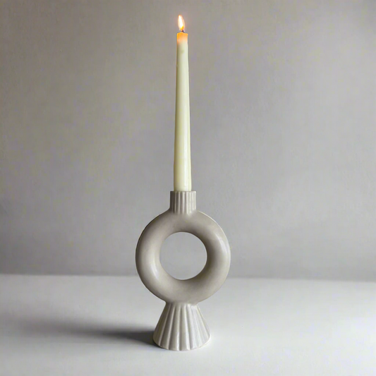 Candle holder